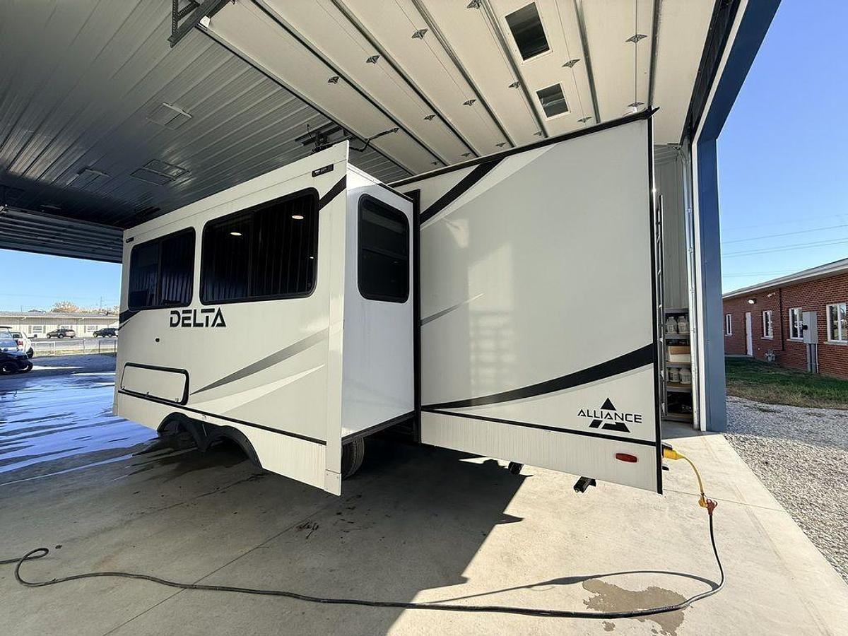 Used 2024 Alliance RV Delta 262RB