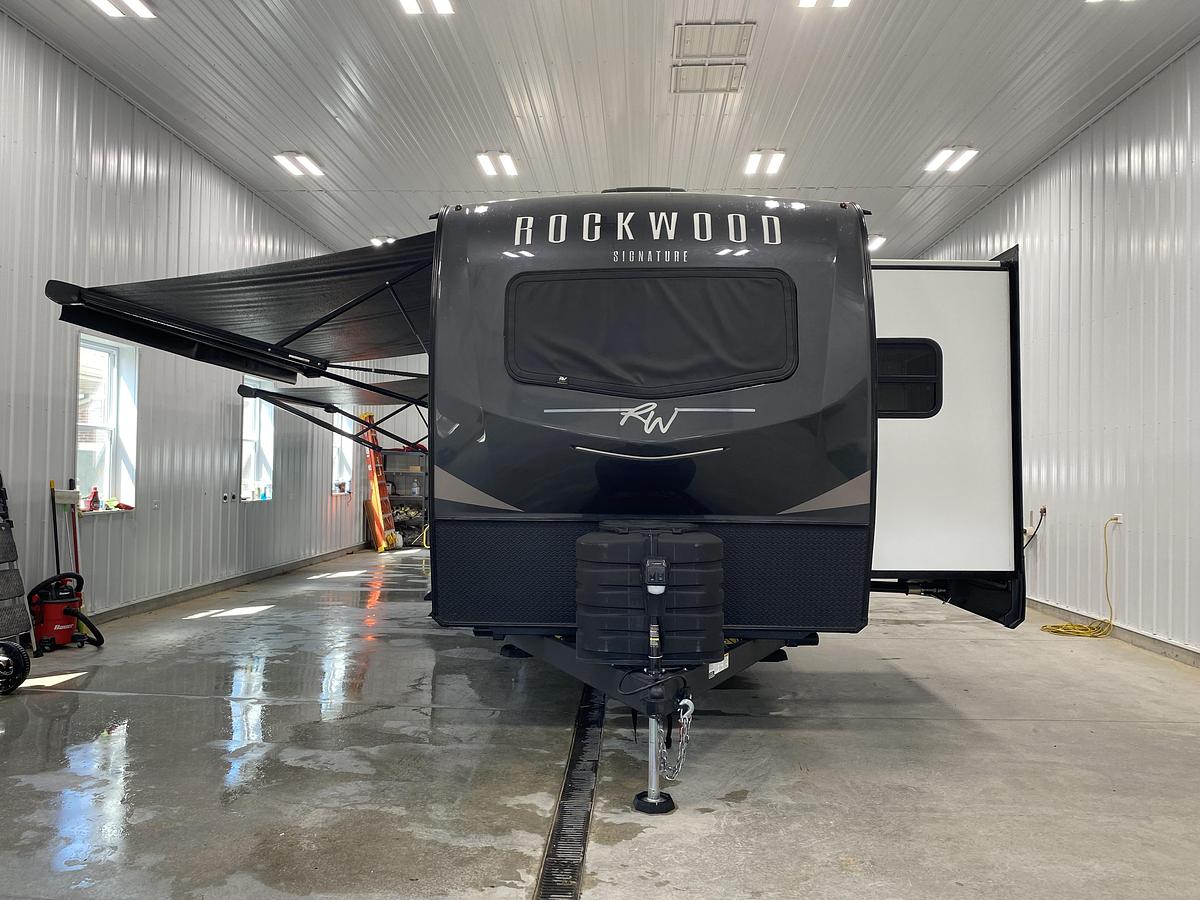 Used 2025 Forest River Rockwood Signature 8337RL