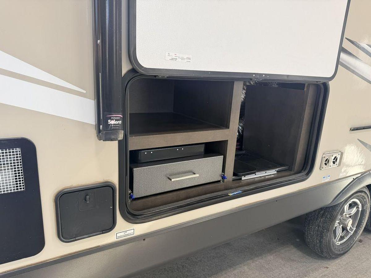 Used 2021 Forest River Micro Lite Series M-25FKS