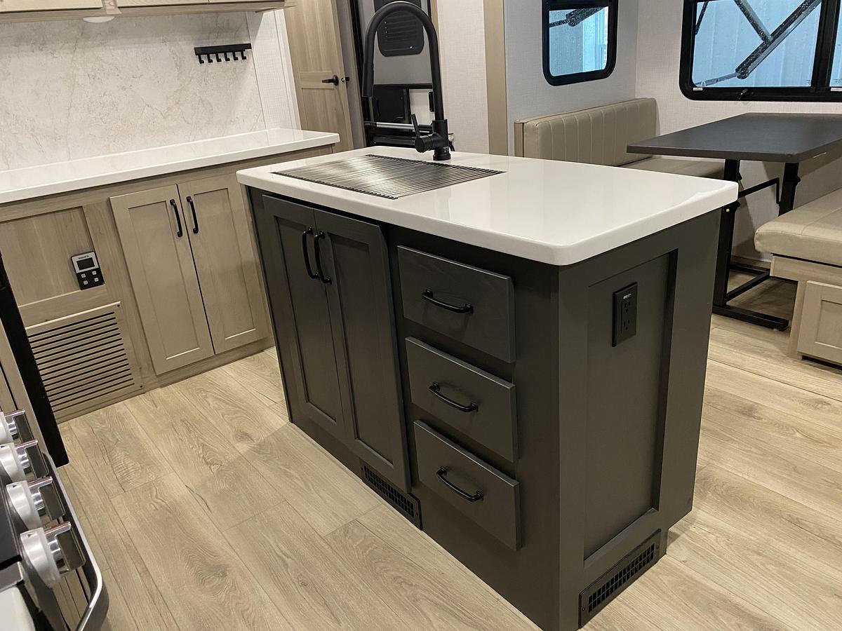 Used 2025 Forest River Rockwood Signature 8337RL