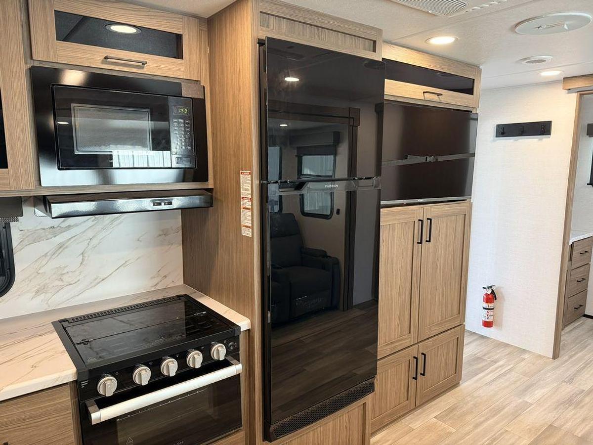 Used 2024 Alliance RV Delta 262RB