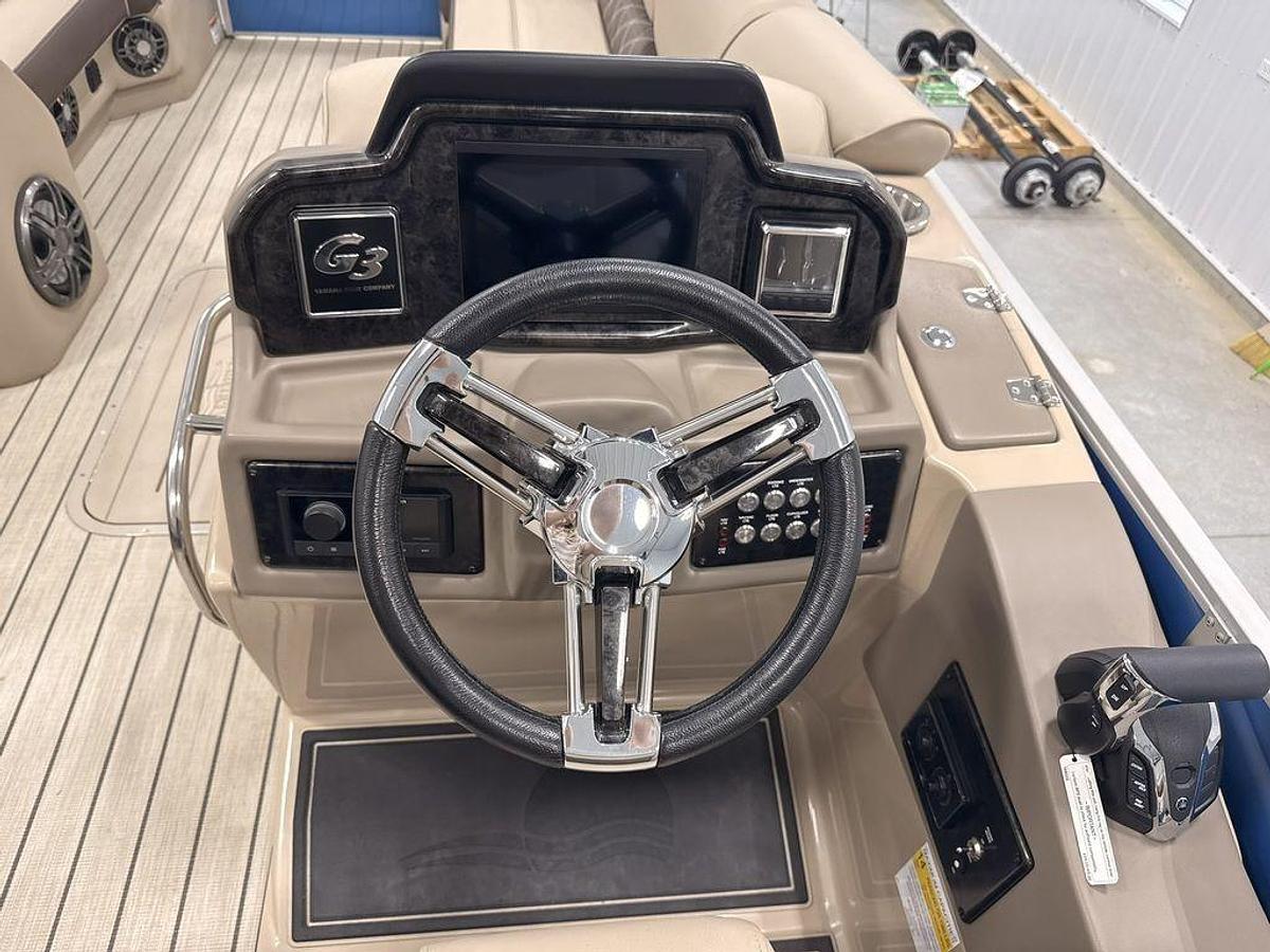 2024 SunCatcher Elite 326SE