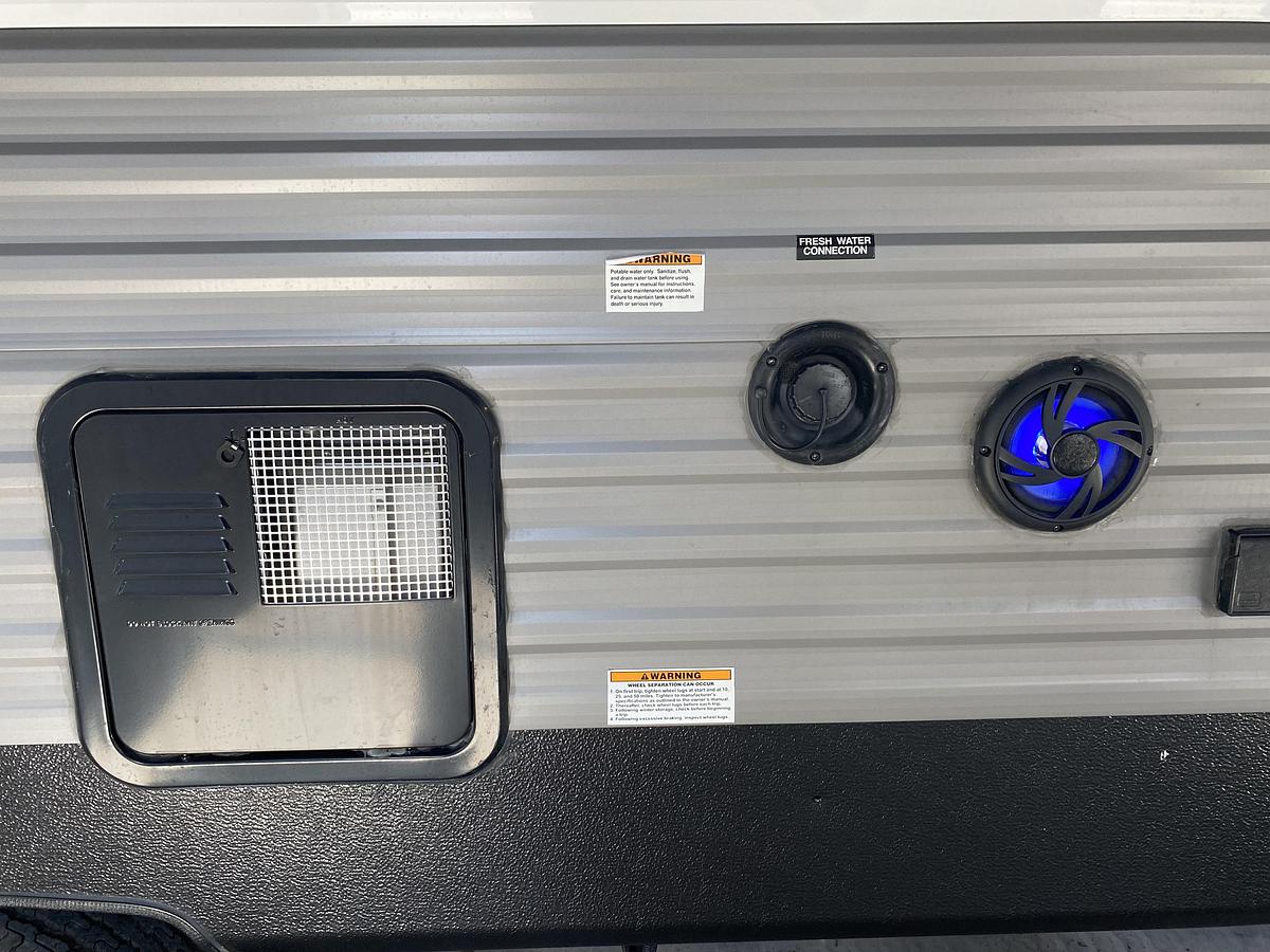 Used 2022 Dutchman Trail LE 29BH
