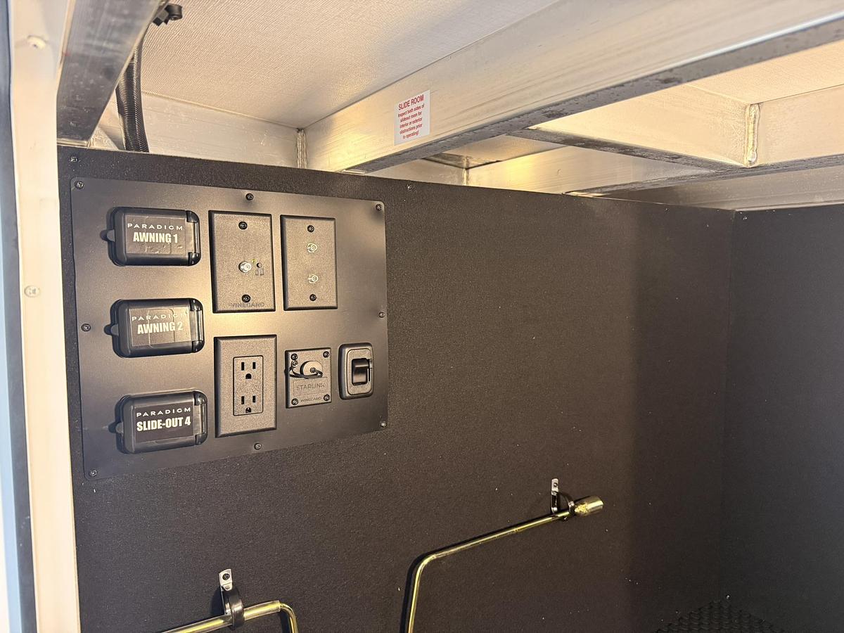 2026 Alliance RV Paradigm Fifth Wheel 395DS