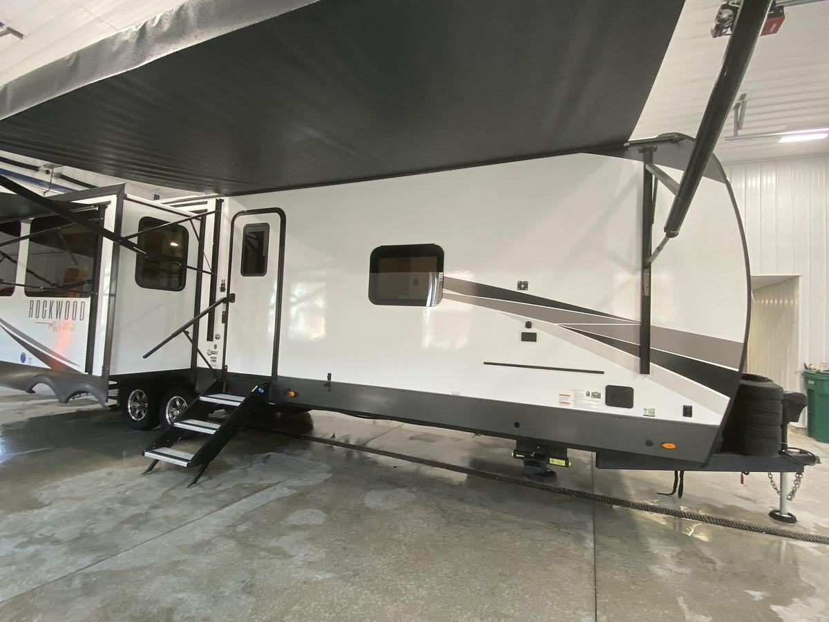 Used 2025 Forest River Rockwood Signature 8337RL