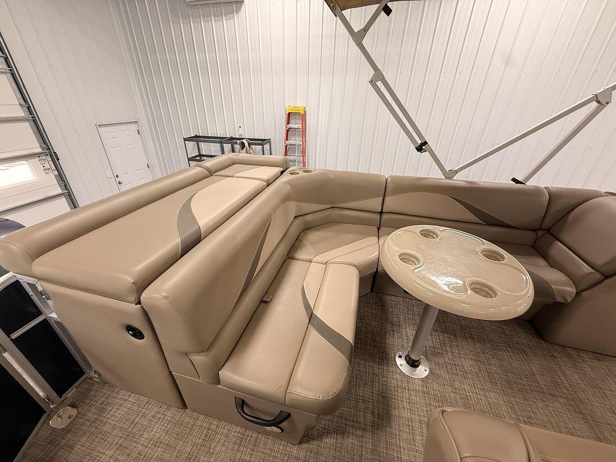 Used 2015 SunCatcher V20C