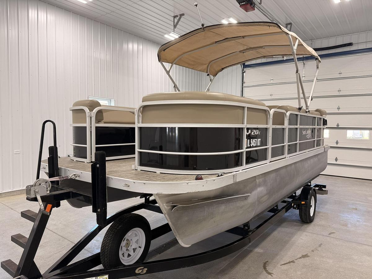 Used 2015 SunCatcher V20C