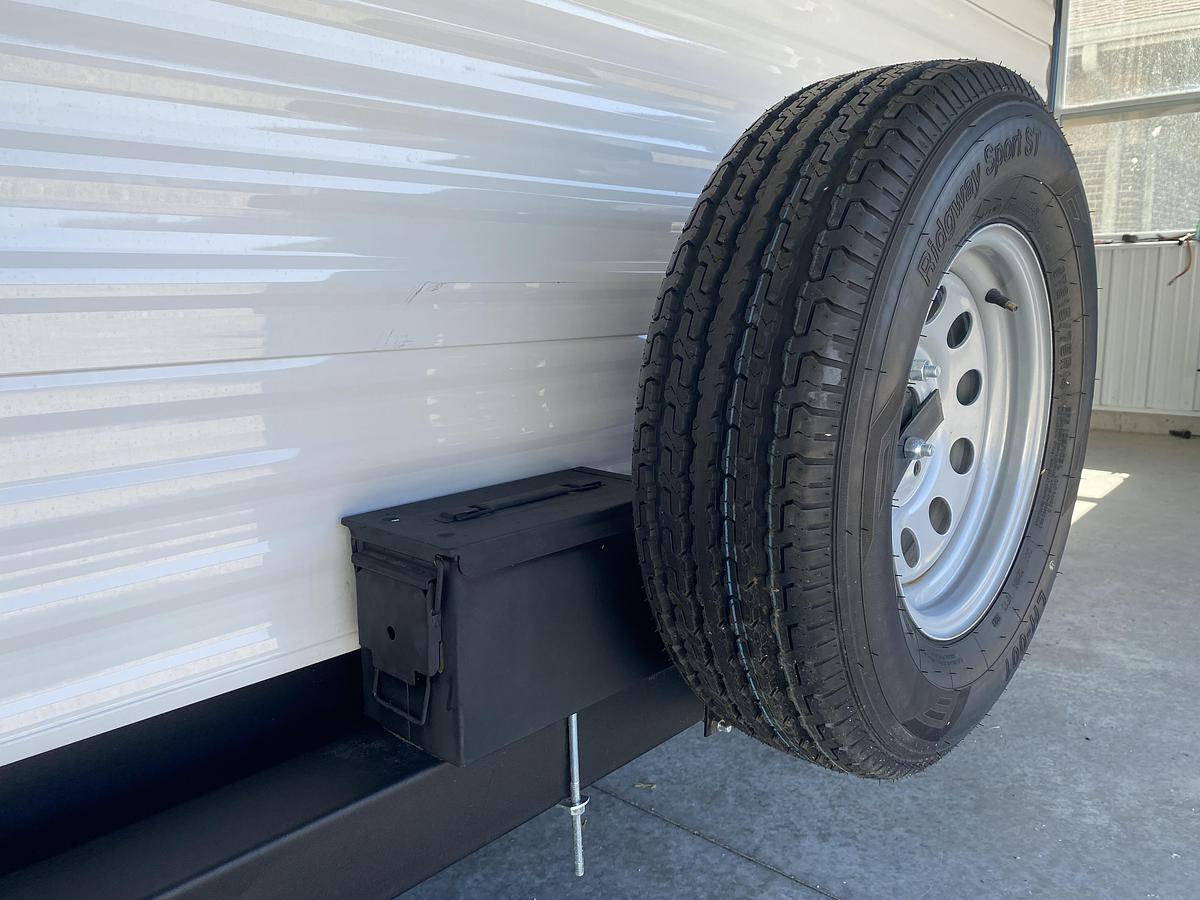 Used 2022 Dutchman Trail LE 29BH