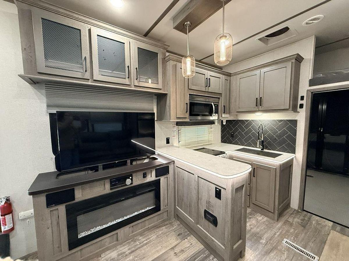 Used 2020 Keystone RV Raptor 351