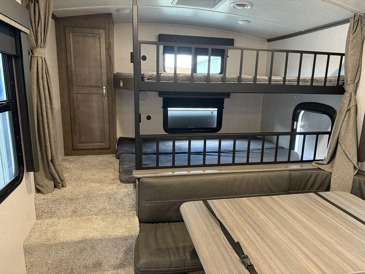 Used 2023 Keystone RV Cougar Half-Ton 30BHS