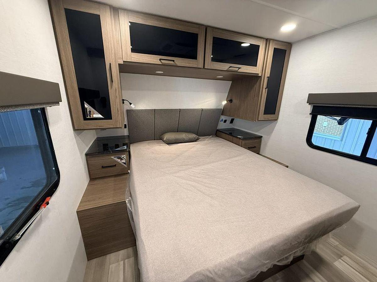 Used 2024 Alliance RV Delta 262RB