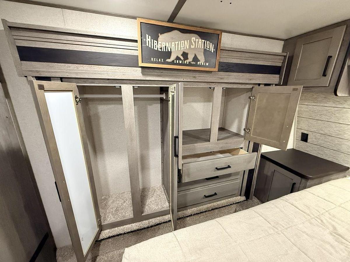Used 2020 Keystone RV Raptor 351