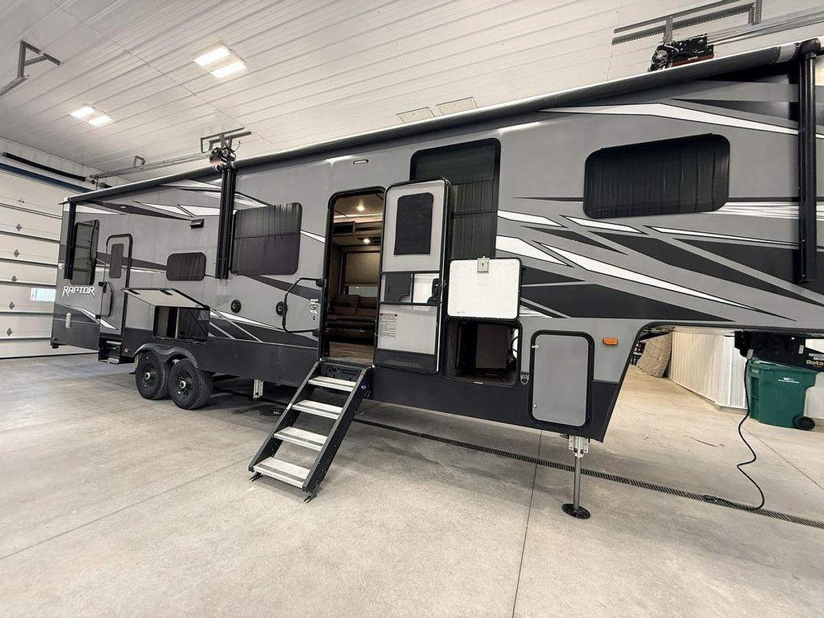 Used 2020 Keystone RV Raptor 351