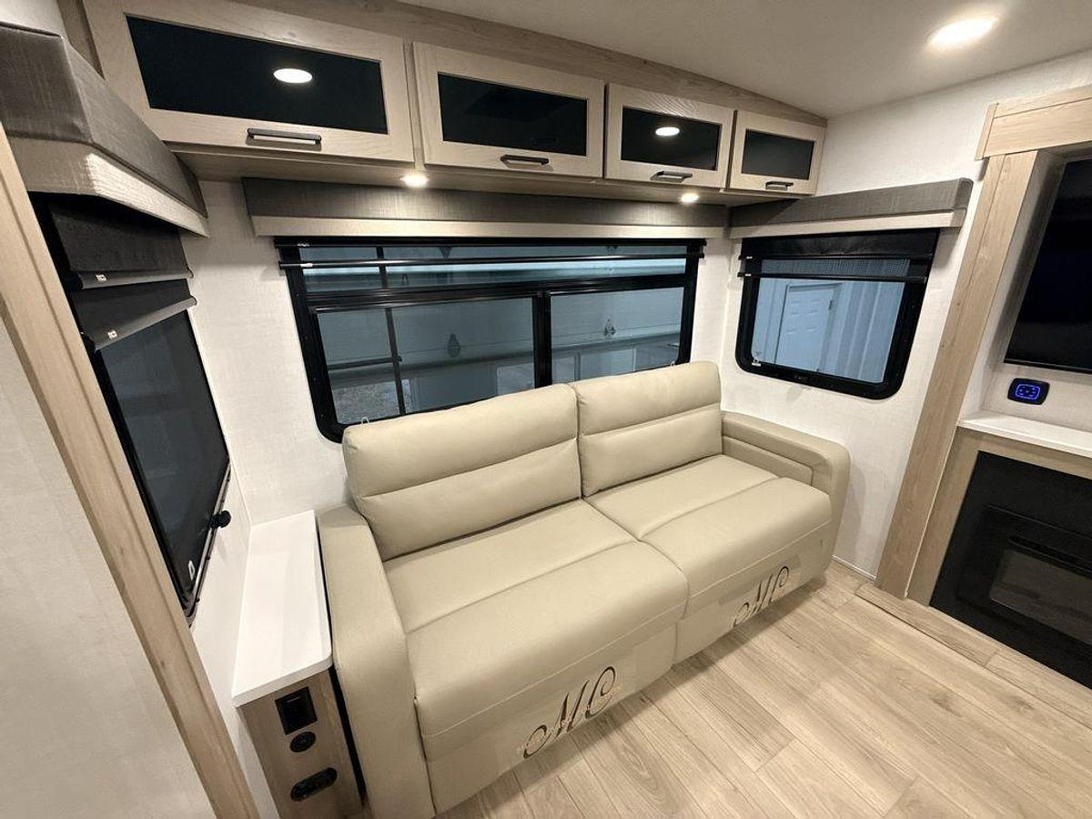 Used 2026 Forest River Rockwood Ultra Lite 2906RL