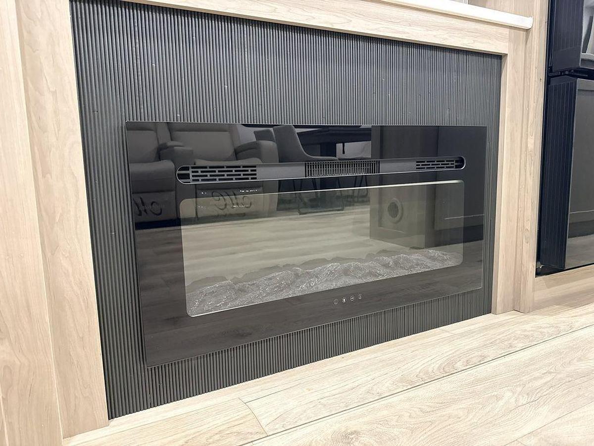 Used 2026 Forest River Rockwood Ultra Lite 2906RL