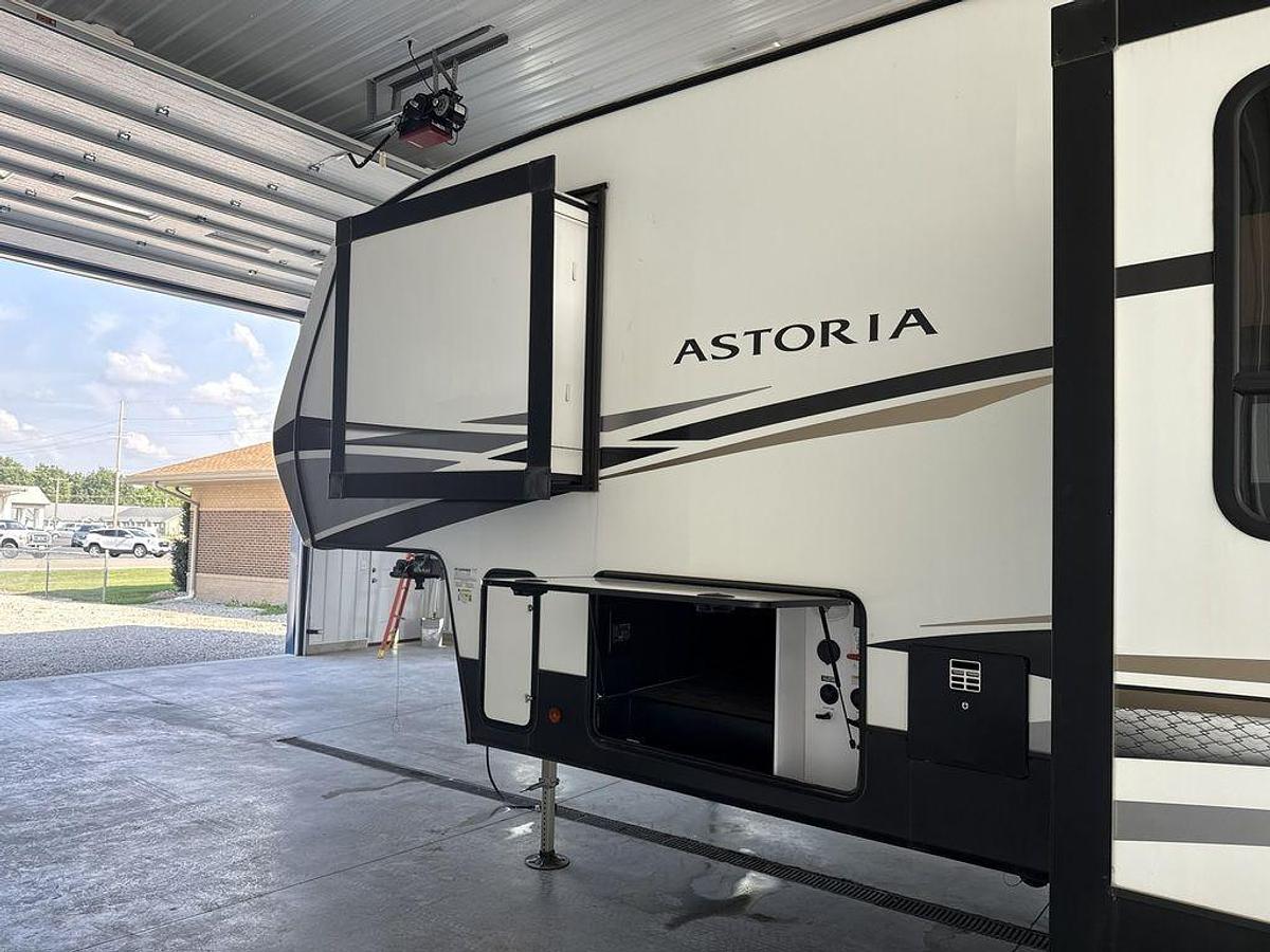 Used 2022 Dutchmen Astoria 1500 2503REF