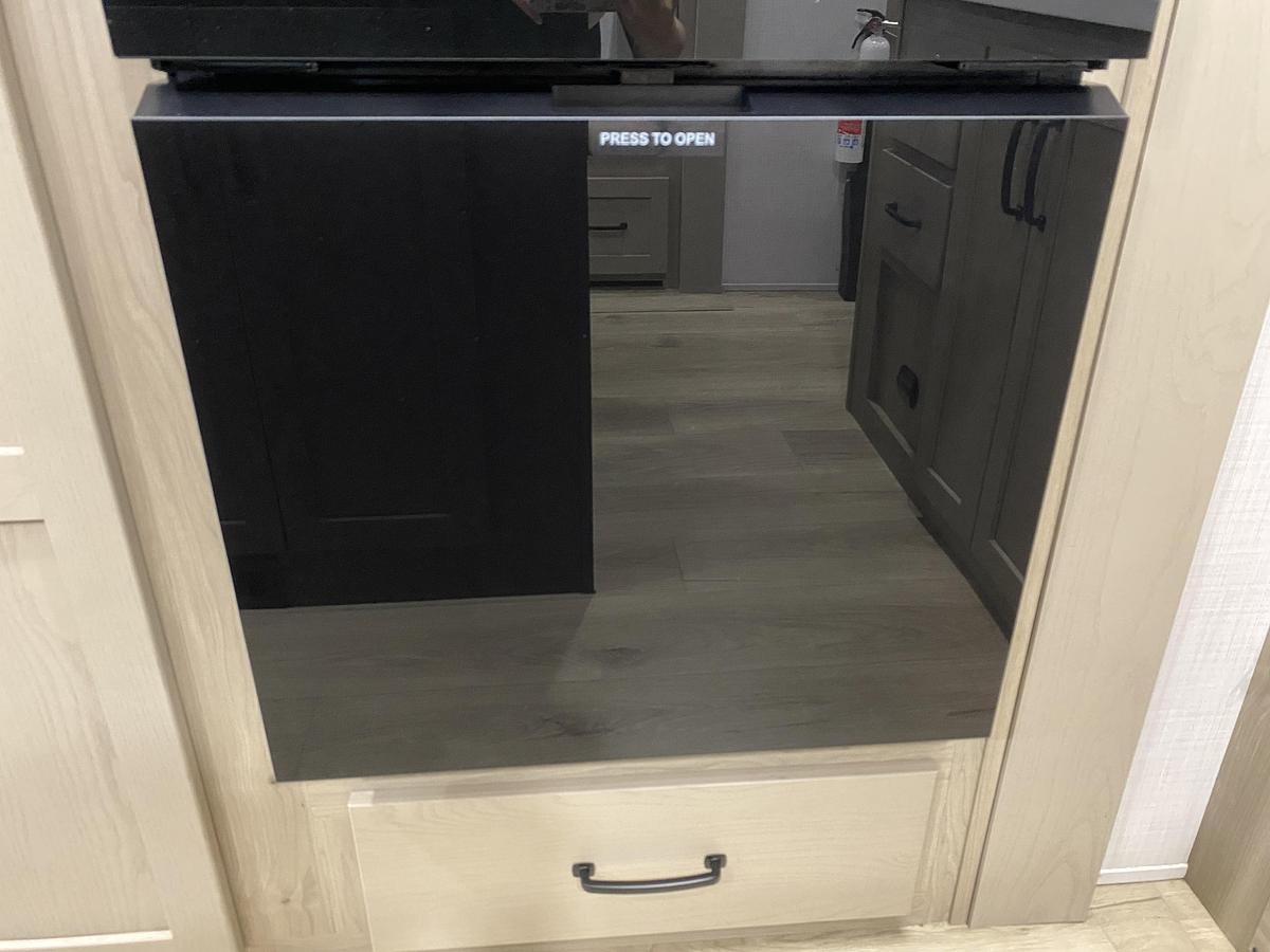 Used 2025 Forest River Rockwood Signature 8337RL