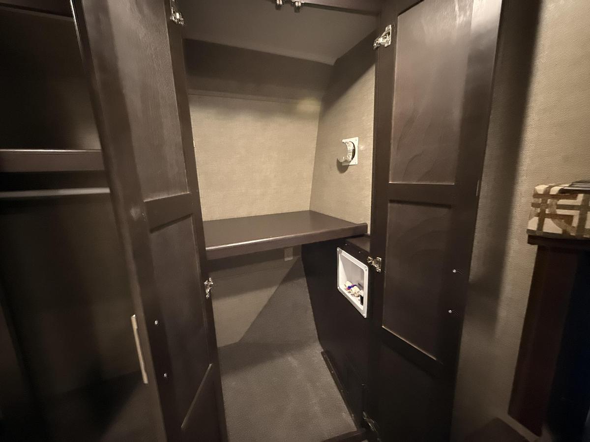 Used 2017 Keystone Raptor 412TS