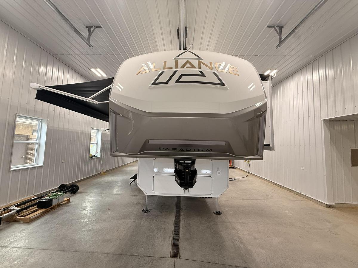 2026 Alliance RV Paradigm Fifth Wheel 395DS