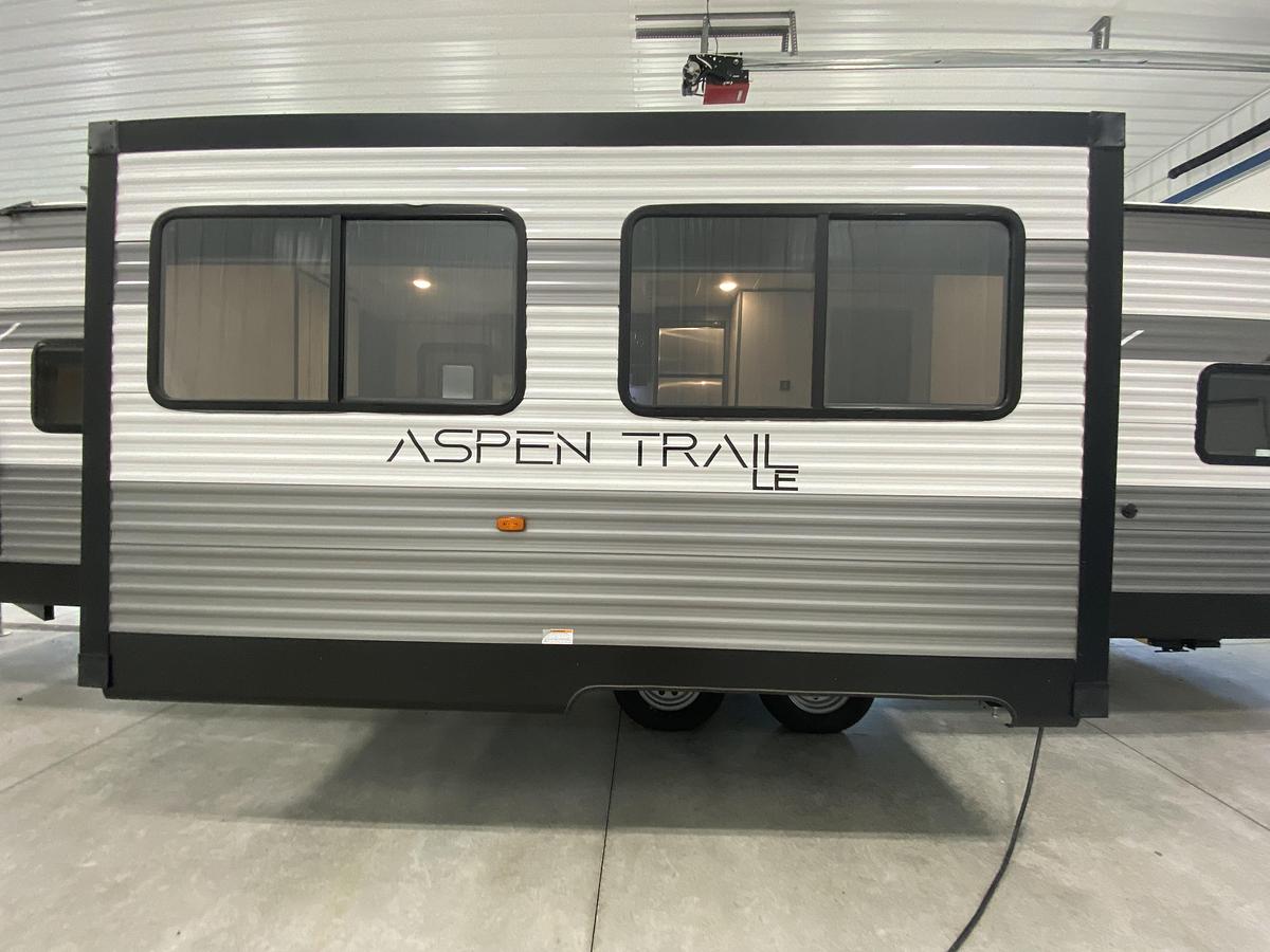 Used 2022 Dutchman Trail LE 29BH