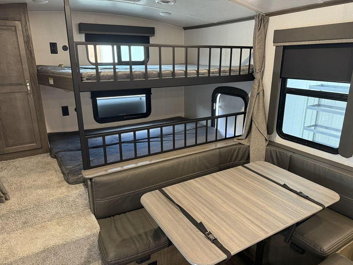 Used 2023 Keystone RV Cougar Half-Ton 30BHS