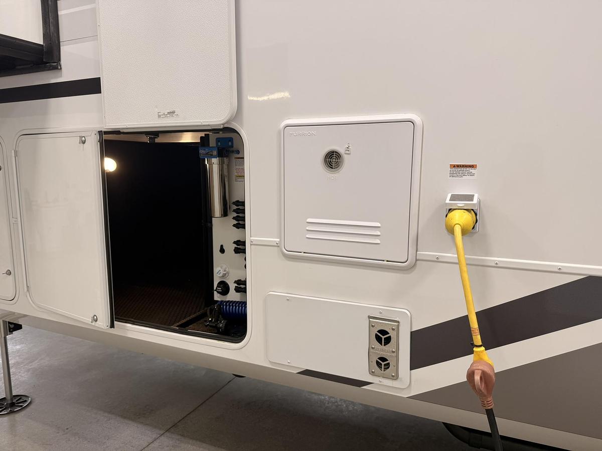 2026 Alliance RV Paradigm Fifth Wheel 395DS