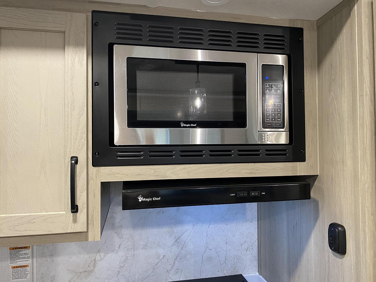 Used 2025 Forest River Rockwood Signature 8337RL