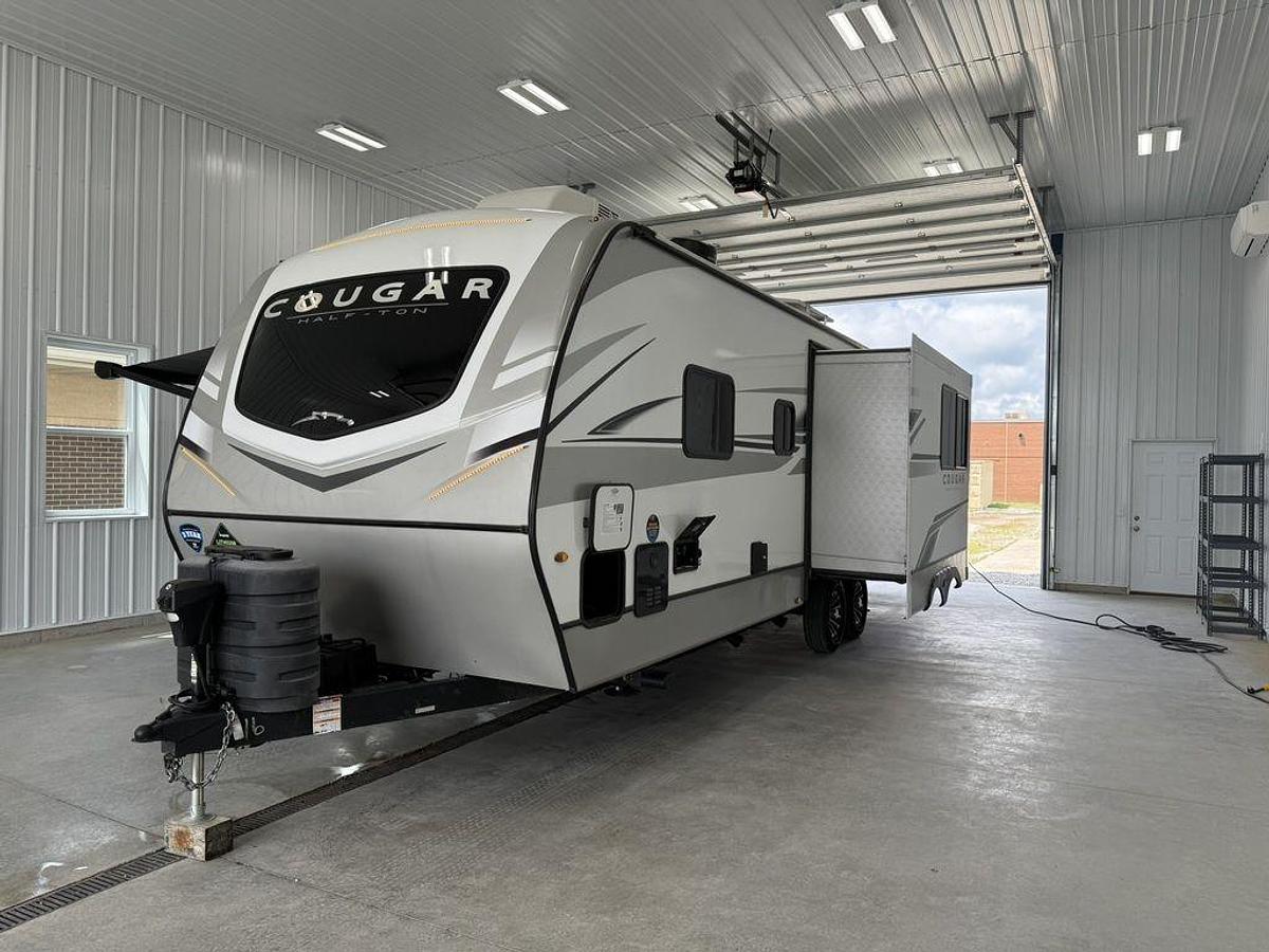 Used 2023 Keystone RV Cougar Half-Ton 30BHS