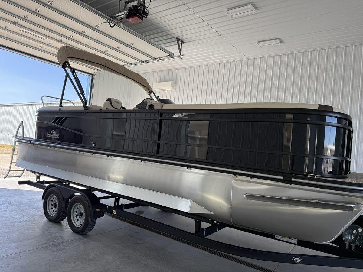 2025 SunCatcher Select 324RC