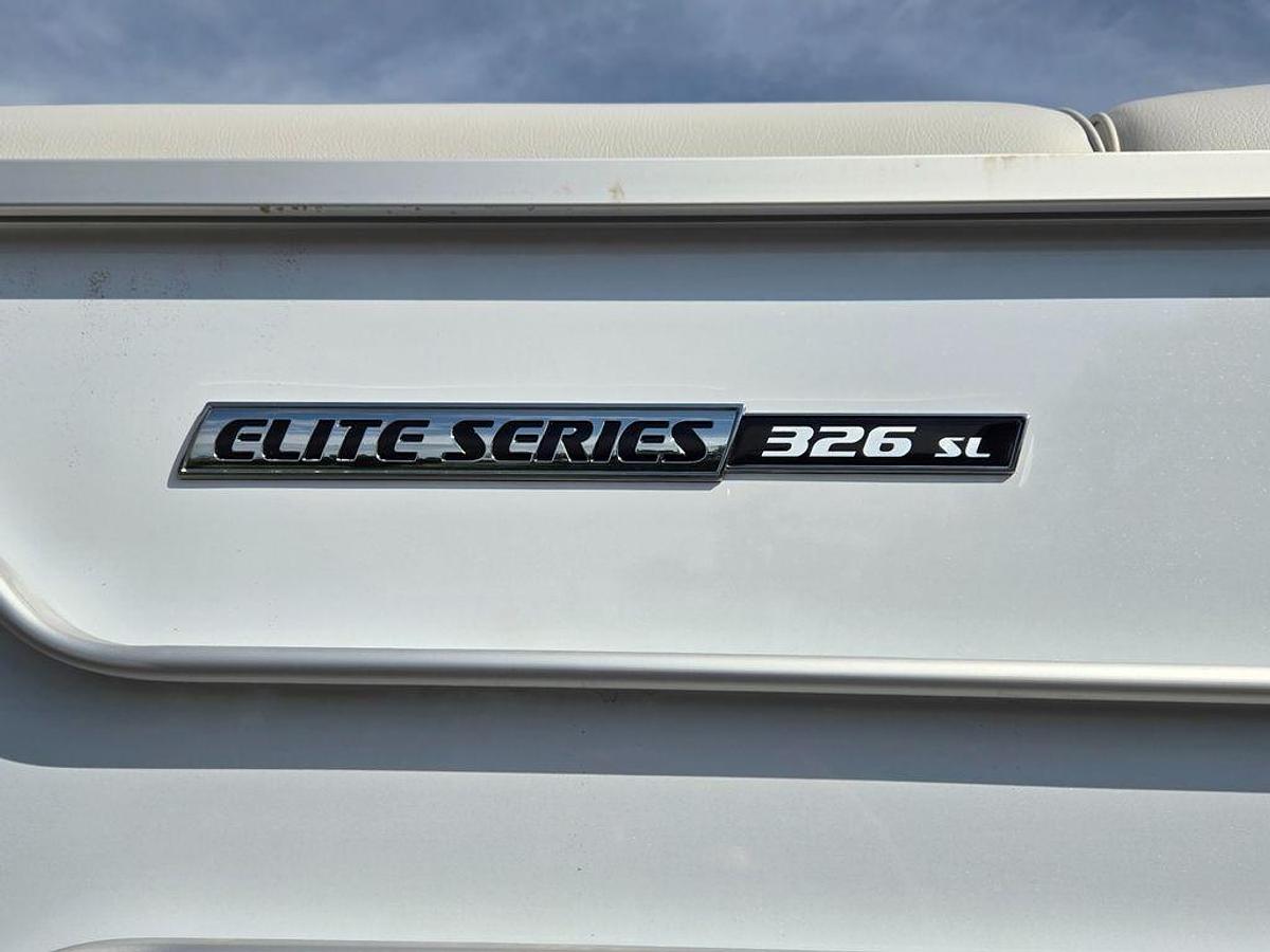 2024 SunCatcher Elite 326SL