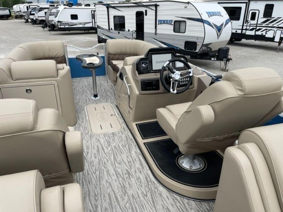 2023 SunCatcher Elite 324RC