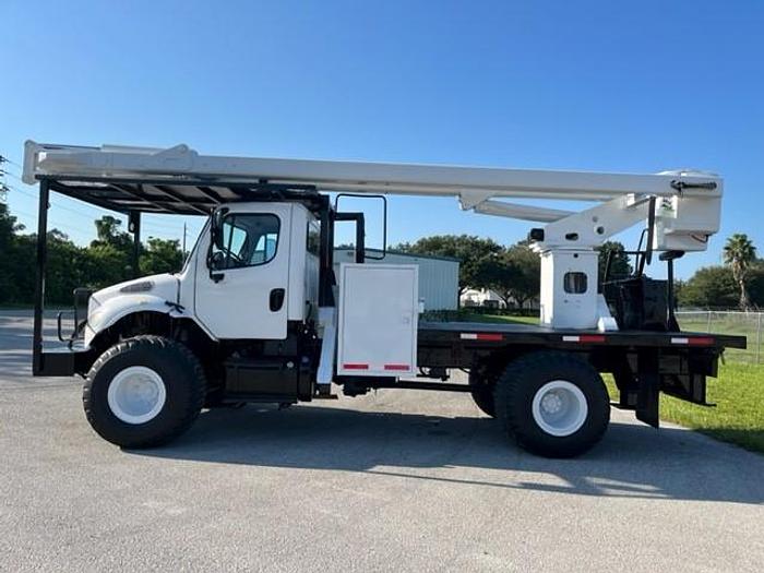 Used Hi-Ranger XT60 65ft Bucket Boom on 2013 Freightliner M2-106 4x4 Reg Cab Flatbed Truck – CZ6615