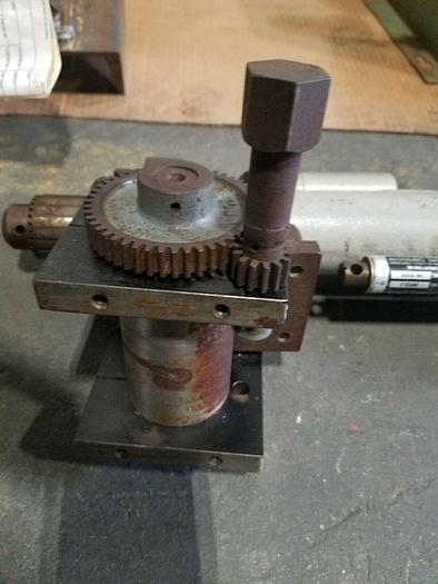 Used Aro Self Feed Drill Model 8660 7 3 Automatic Pneumatic Drilling Machine
