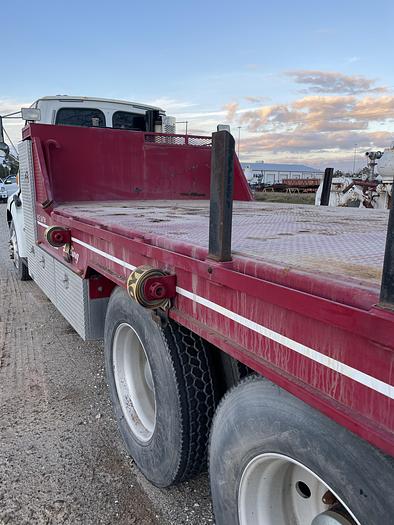 Used Item 0560 : 2004 Sterling Support Truck (4x6)