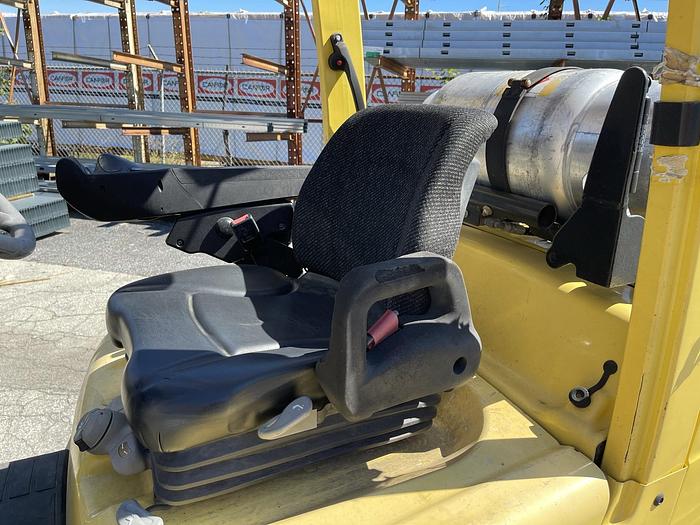 Used 12,000 POUND HYSTER MODEL S120FT ROLL CLAMP FORKLIFT WITH 60" CASCADE CLAMP