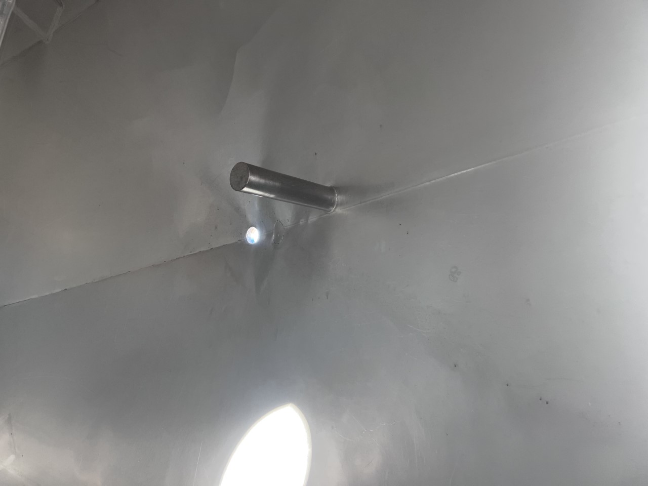 Used 6000 GAL. SINGLE SHELL TANK