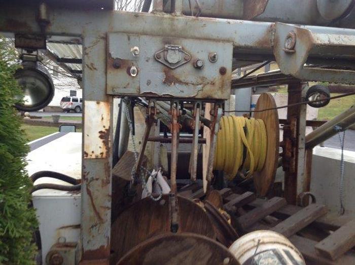Used 1990 Smeal 5T HRG Pump Hoist Rig - Sold