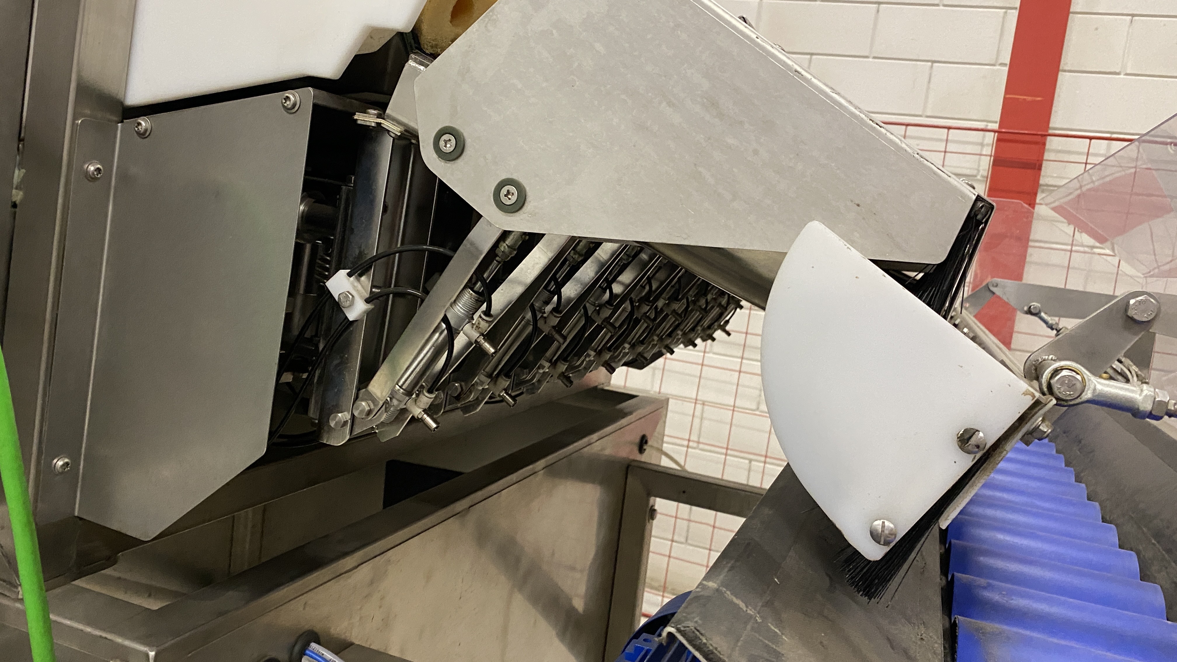 Used 2015 Newtec 9 channel weigher