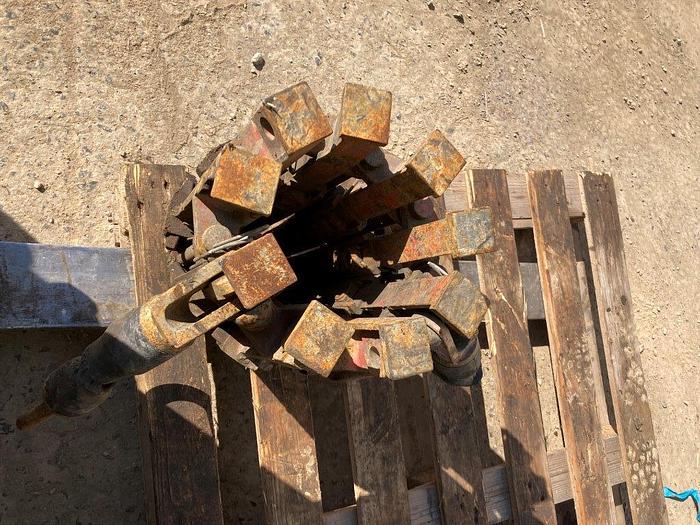 Used 9 Segment Slips