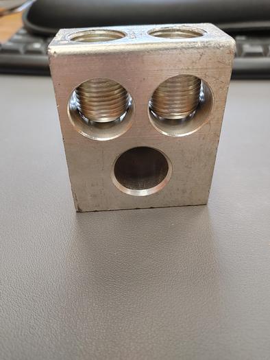 Parts Only Brumall Terminal 3 Lug Stacked 600T-3 600mcm-2 CUA1(110)