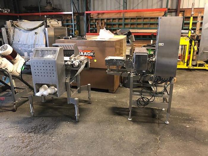 Used 2013 Anritzu Checkweigher / Metal Detector KD1113BW