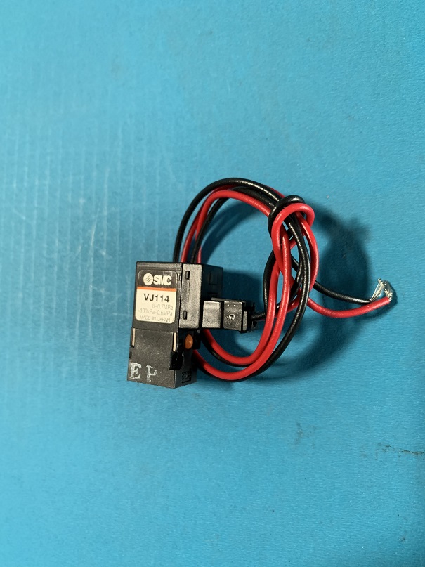 Used SMC Valve Block Assembly VJ114