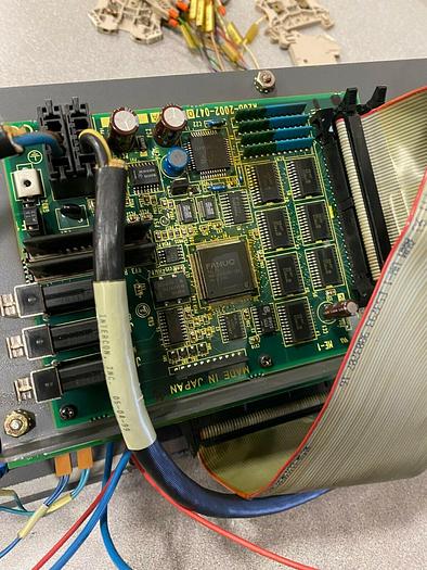 Used FANUC i SERIES OPERATOR PANEL 44A739028-G01R07