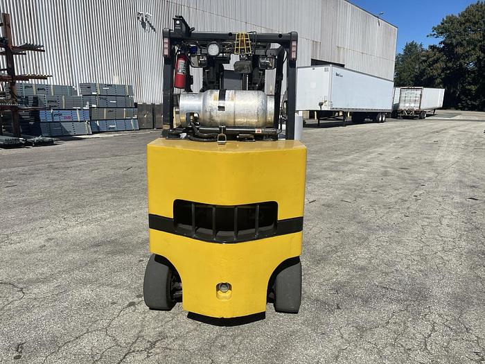Used 12,000 POUND YALE ROLL CLAMP TRUCK W/ 72" CASCADE CLAMP
