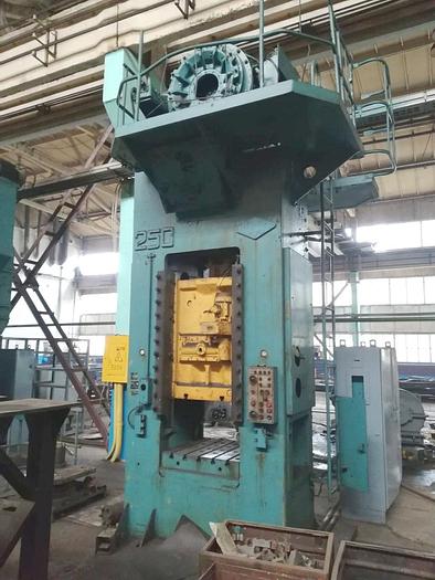 Used Press Trimming KA2534