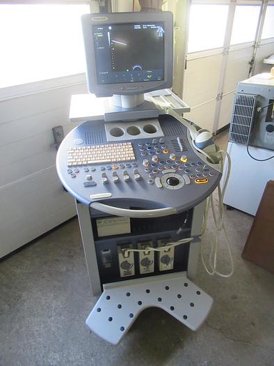 Gebraucht 2005 ULTRASCHALLGERÄT GE VOLUSON 730 PRO V