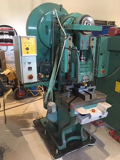 Used Eccentric press EPF-32