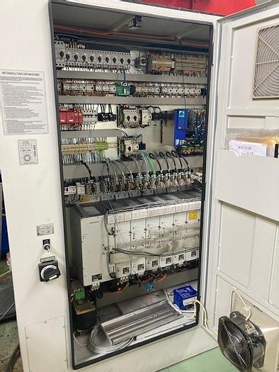 Utilisé Centre de fraisage 5 axes ZPS TAJMAC type MCV 1210