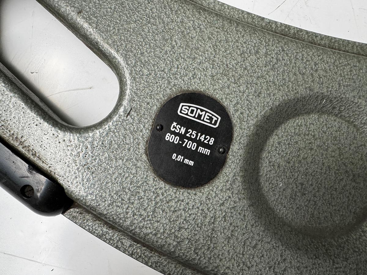 Used SOMET 600-700mm Micrometer