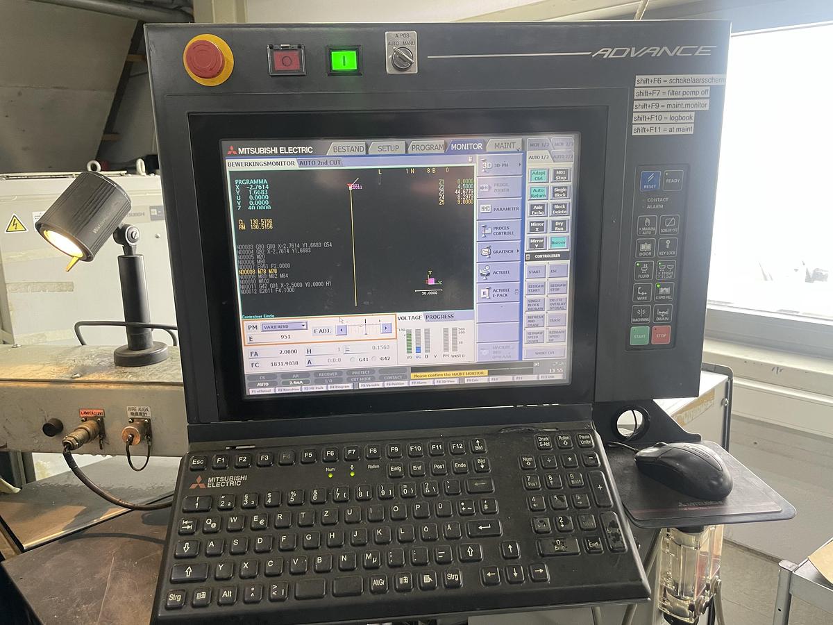Used MITSUBISHI FA10S